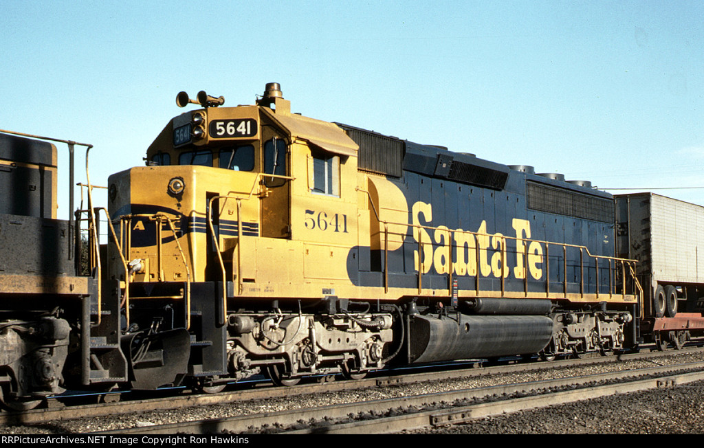 ATSF 5641 (REPOST)